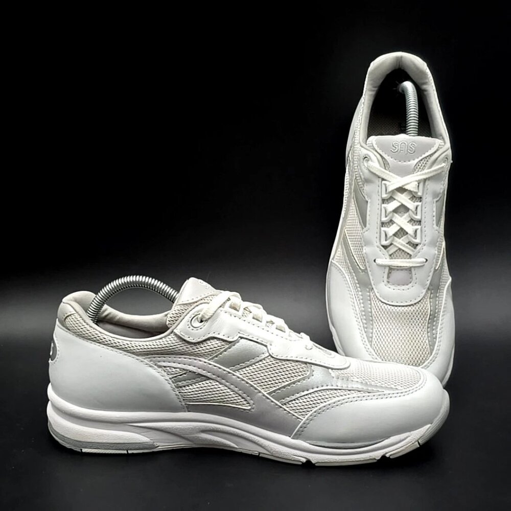 SAS Tour Mesh Lace Up White/Silver Walking Sneaker Shoes Women’s Size 10.5M